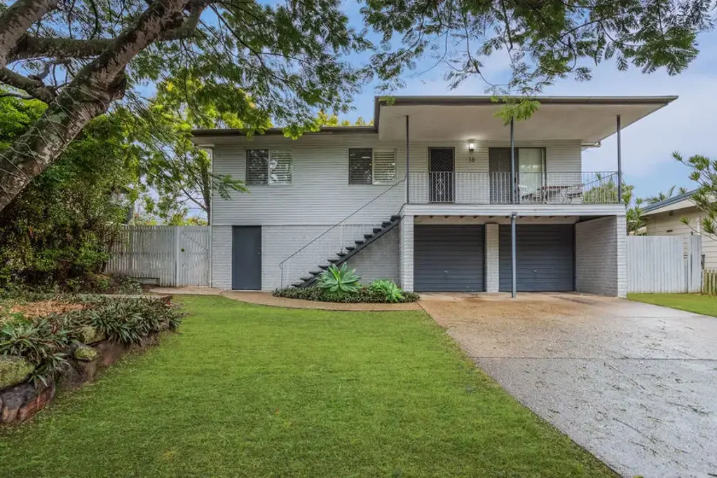16 Reif Street, Flinders View, QLD 4305