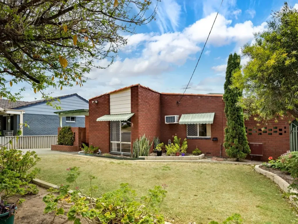 66 Glenview Street, Mount Tarcoola, WA 6530