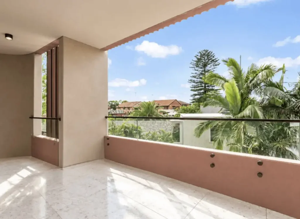 BRAND NEW LUXURY TWO BEDROOM RESIDENCE IN BONDI BEACH. **PET FRIENDLY**
