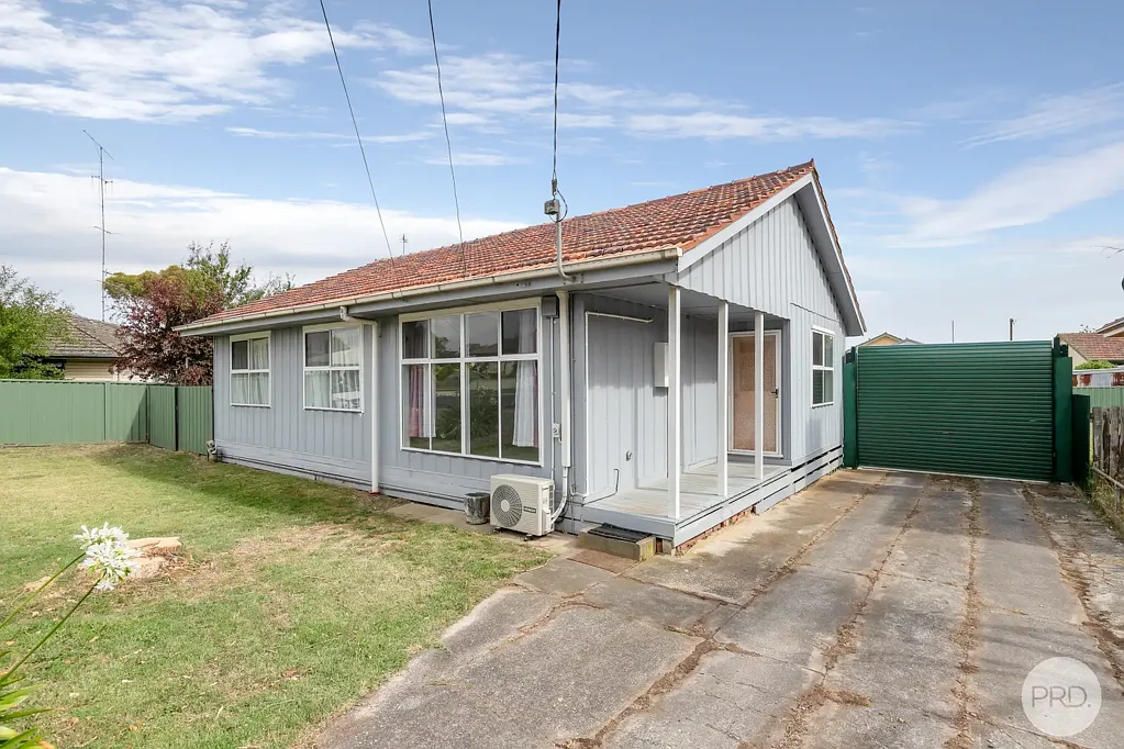 17 Kyle Street, Sebastopol, VIC 3356