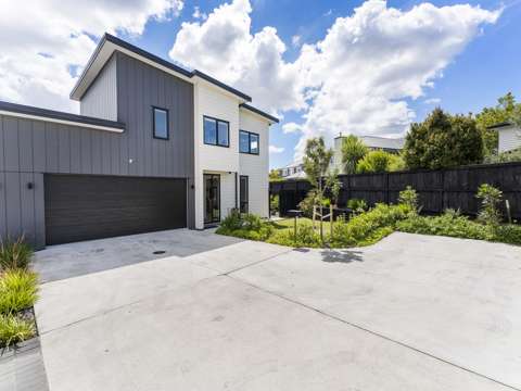 Karaka 4房  Owners have bought, present all offers!!!