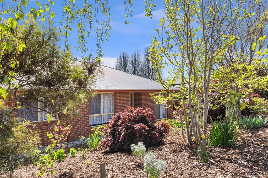 Leongatha 3침실 The Brief: Large 2,325m² Allotment in a Quiet Leongatha Pocket