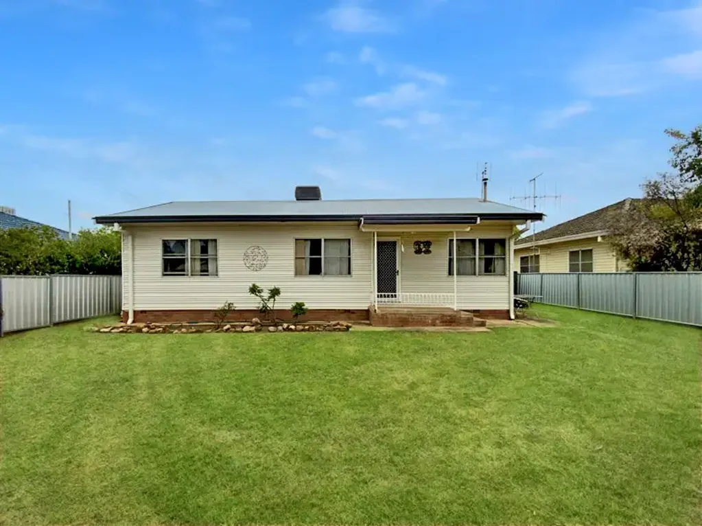 8 Facey Street, Forbes, NSW 2871