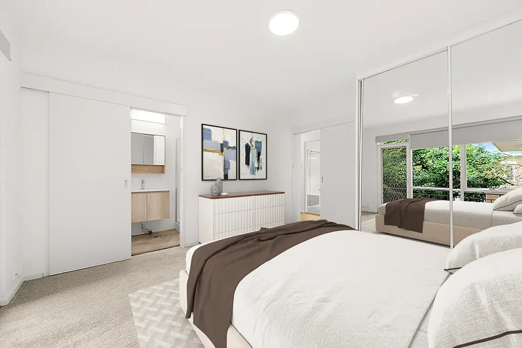 Beautiful, spacious apartment with huge storage & two undercover car spaces