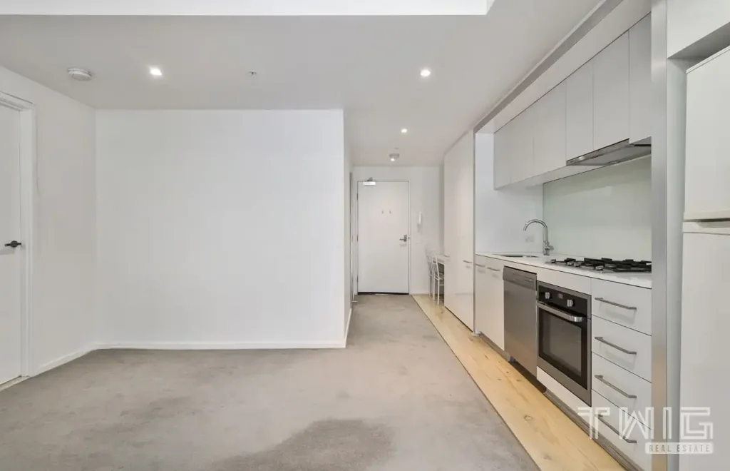 City-fringe living