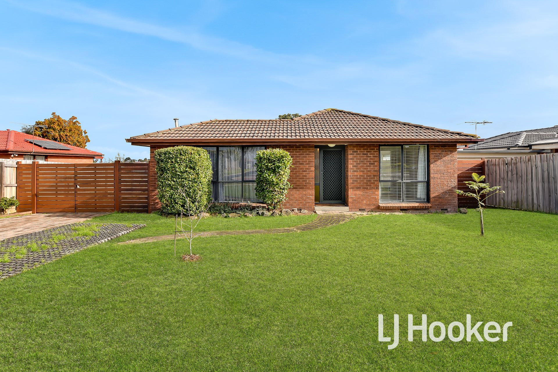 33 JOHN FAWKNER DR, ENDEAVOUR HILLS VIC 3802, 0部屋, 0バスルーム, House