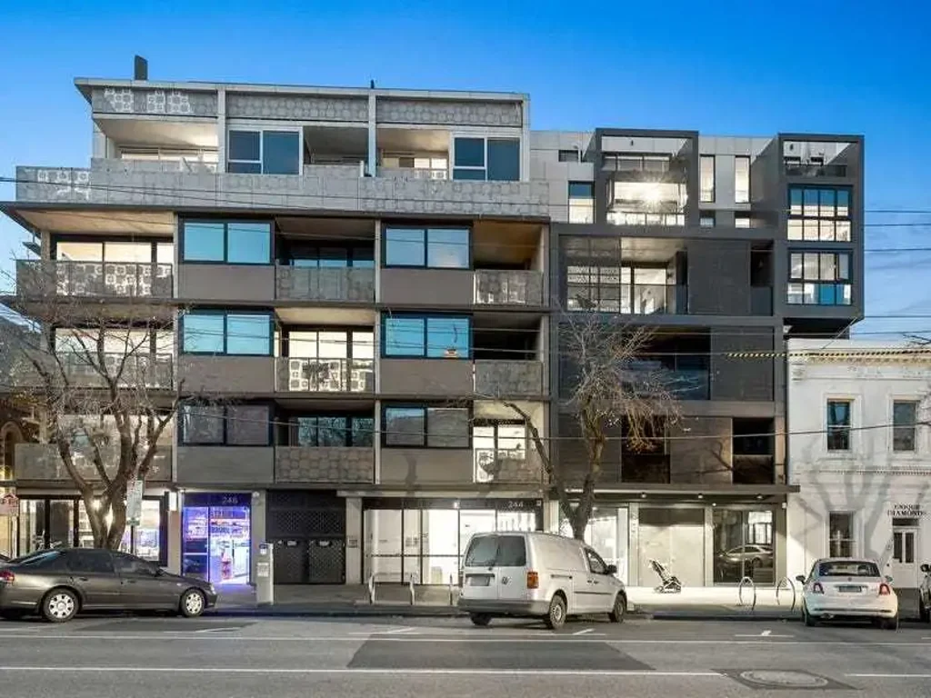 Modern Living in the Heart of South Melbourne