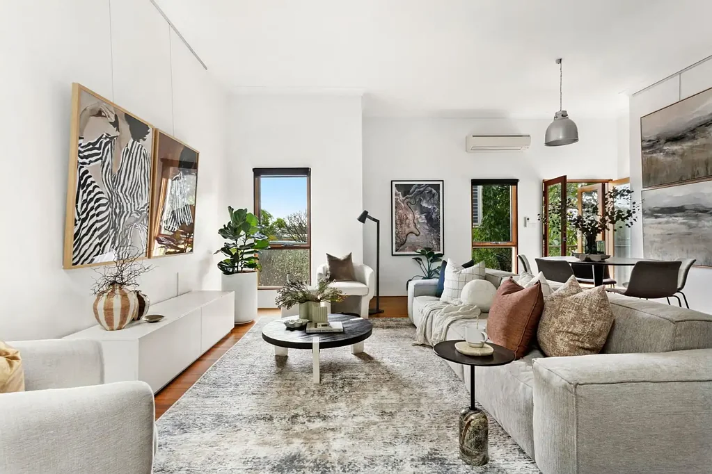 Leichhardt 2બેડરૂમ Large Warehouse Proportions And Lifestyle Appeal