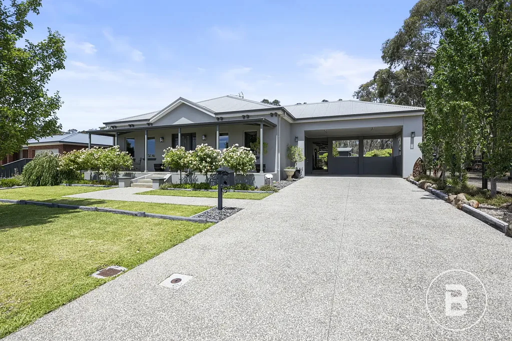 13 Forest View Drive, Maryborough, VIC 3465