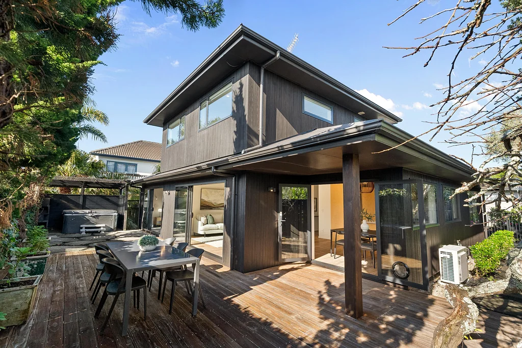 Ellerslie 4 Bedroom Luxury Living in Ellerslie - Genuine Motivation