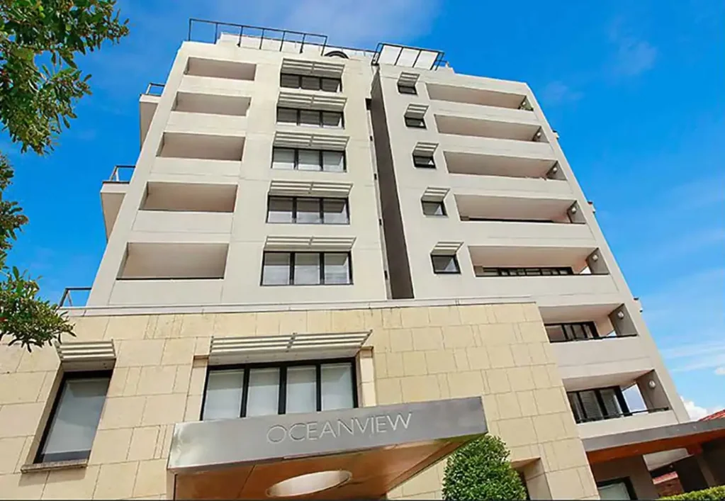 Excellent location - pet friendly with pool and gym