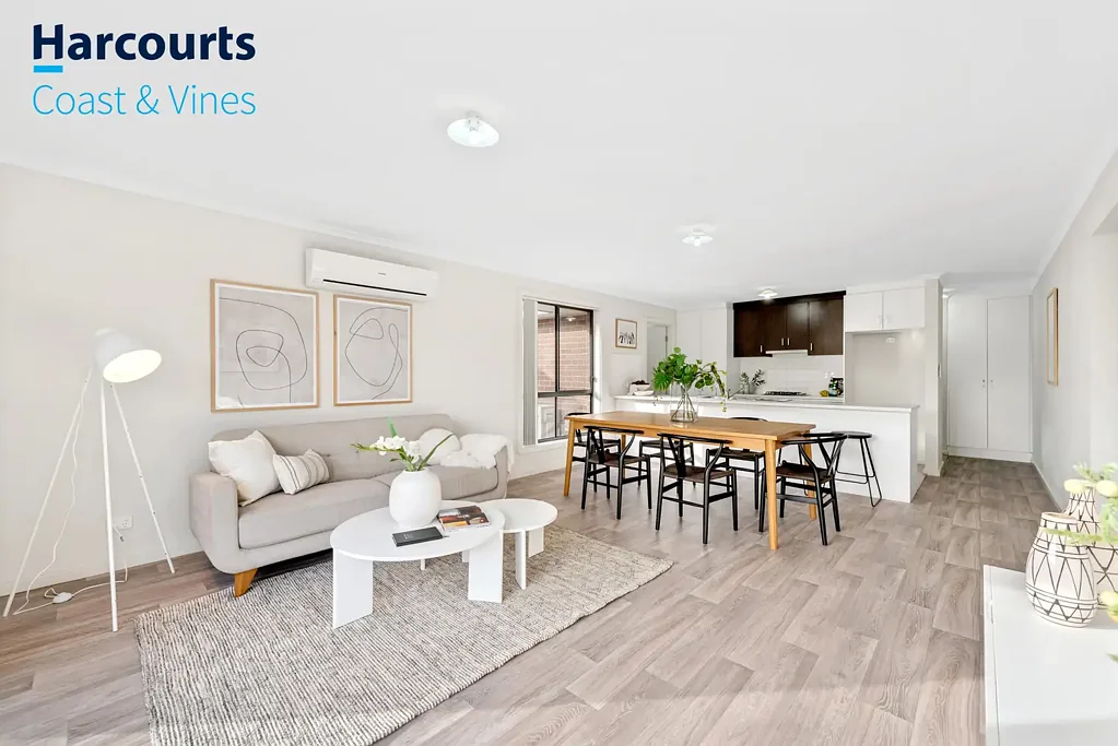Morphett Vale 3침실 Modern Low-Maintenance Living in a Convenient Morphett Vale Location