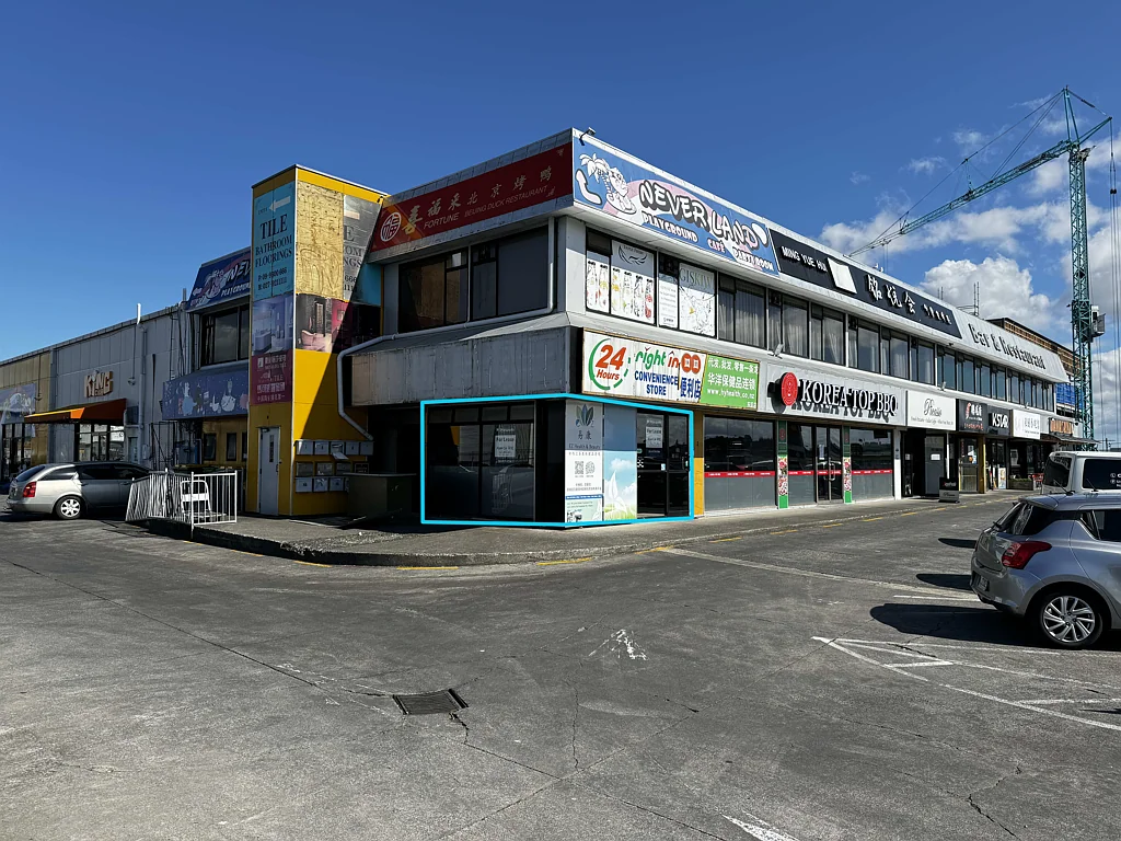 Burswood Hot corner retail - Ti Rakau Drive