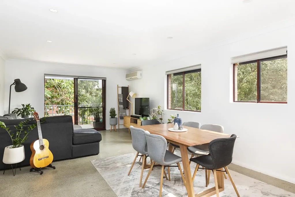 Top-floor apartment, best in building