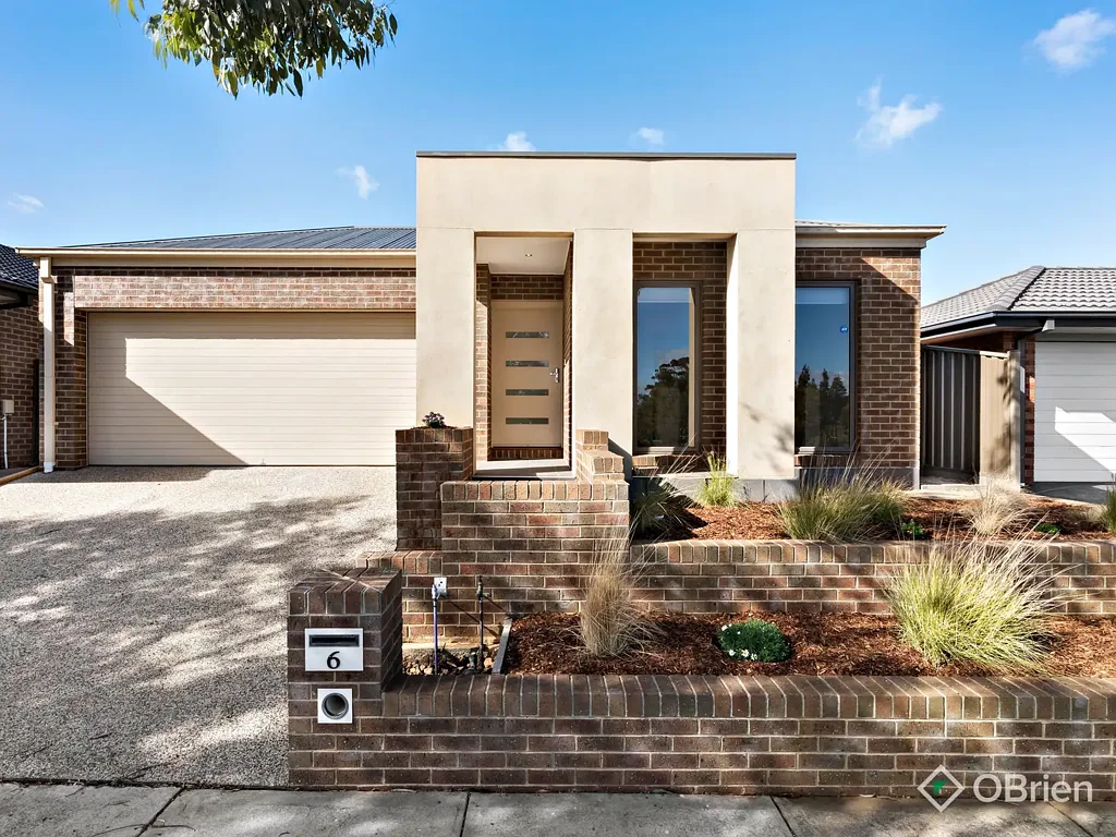 6 Diamond Parade, Cobblebank, VIC 3338