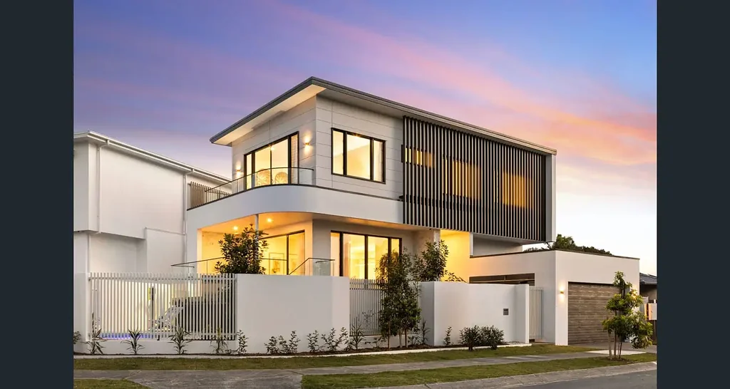Contemporary Modern Home in Burleigh Waters