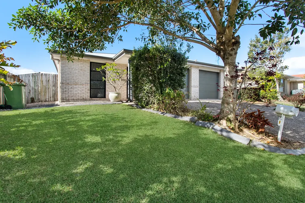 1/14 Adonis Court, Rothwell, QLD 4022