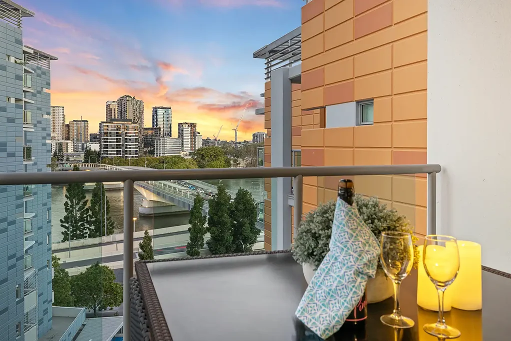 Brisbane City 3બેડરૂમ Elevated Living with an Exclusive Private Rooftop Terrace