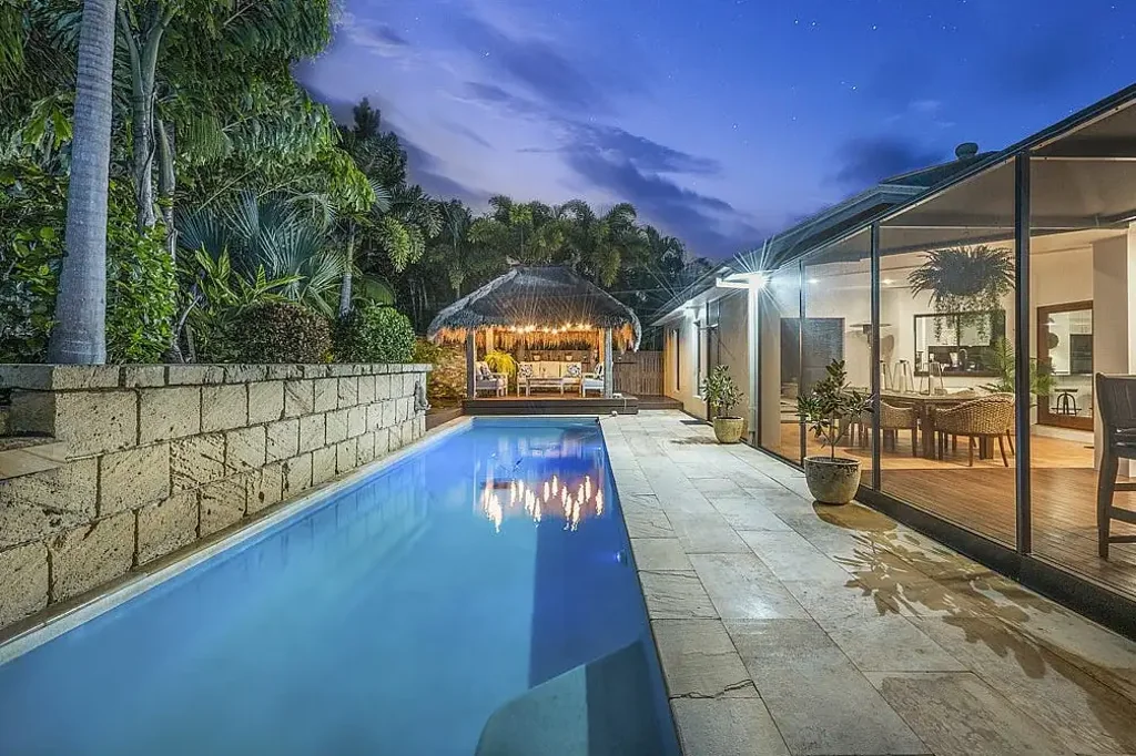 RESORT STYLE LIVING IN COOMERA WATERS