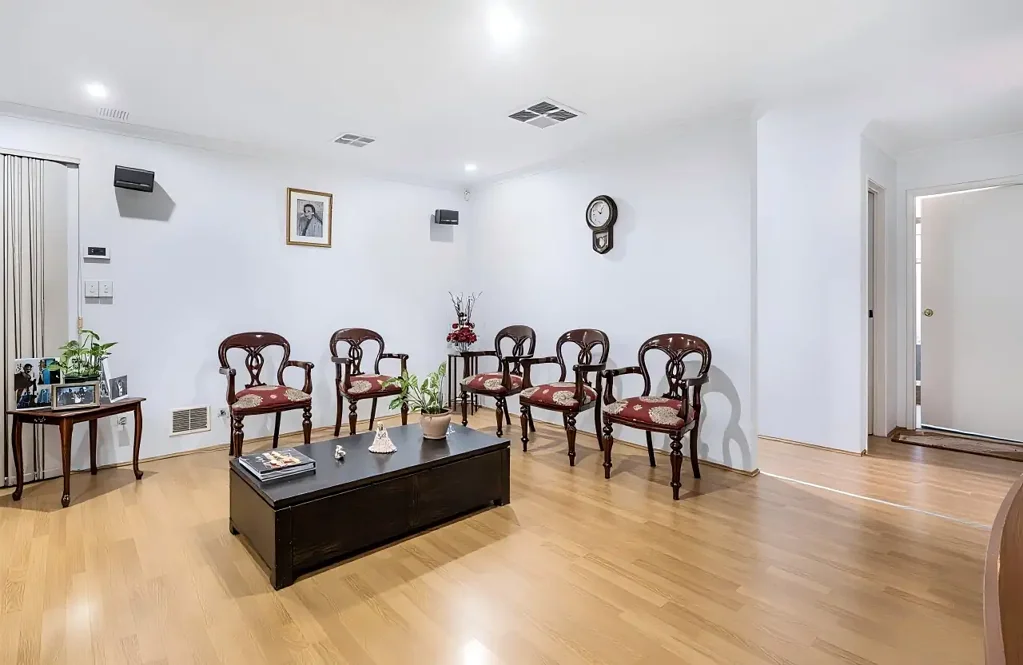 Queens Park 5房  Stunning Family Home with Space, Style & Ultimate Convenience