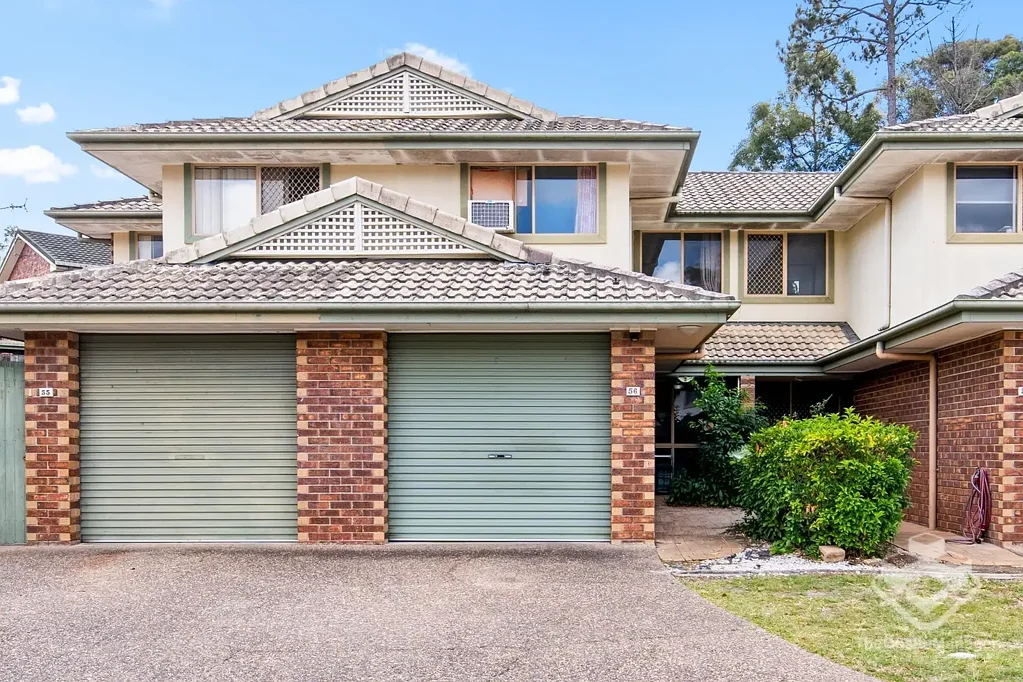Woodridge 3Habitaciones Spacious 168sqm Townhouse in Gated Greenwood Heights – 3 Beds, Garage & Private Courtyard