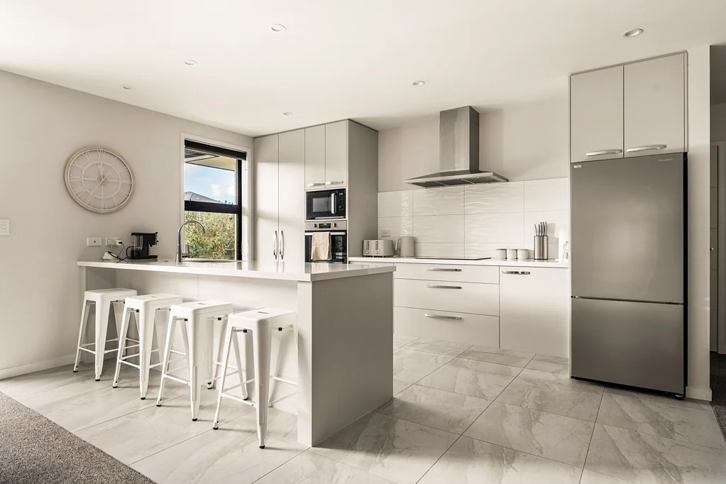 Pyes Pa 3房  Smart, Stylish Family Living