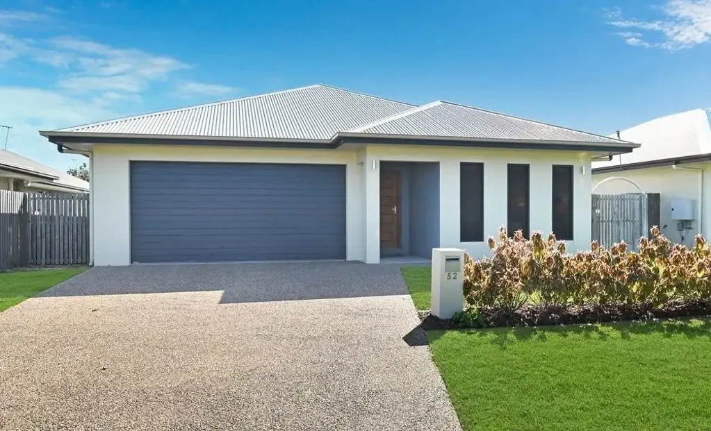 Burdell 4Kwarto Modern, Low-Maintenance Family Living in the North Shore School Catchment