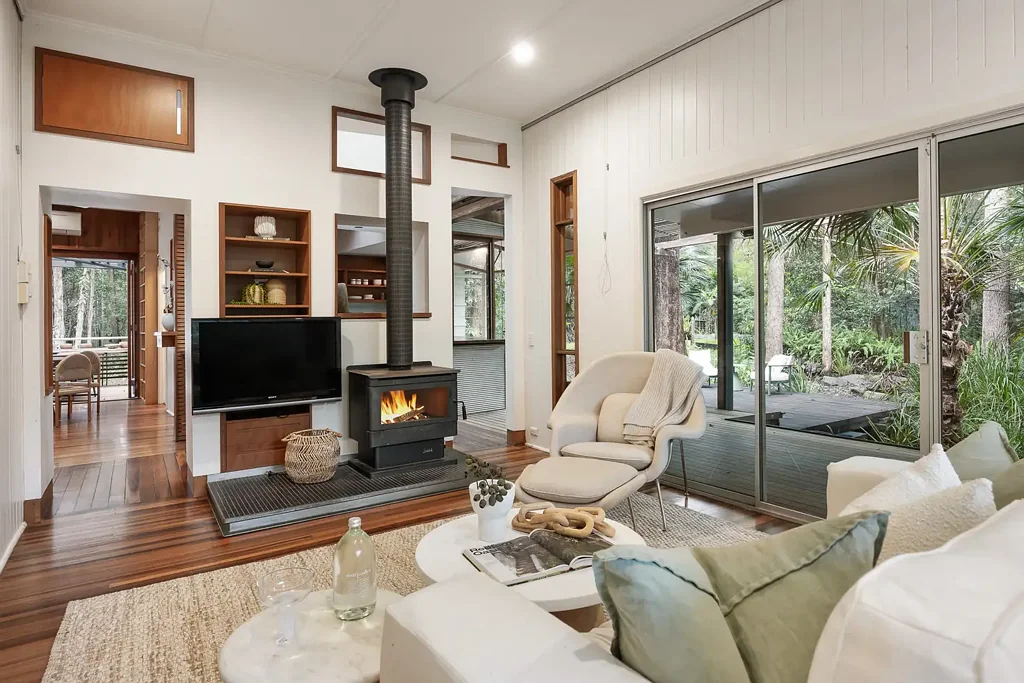 Tinbeerwah 2 Slaapkamer A Rare and Highly Original Noosa Hinterland Retreat