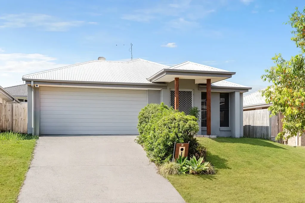 Stunning Family Home with Solar Power, 5 Air Conditioners & Premium Lifestyle Location