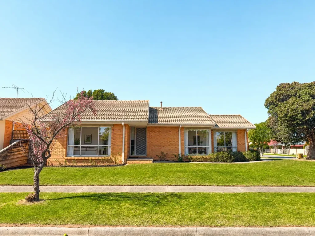 Berwick 2Kwarto Berwick Entry Point - Amazing Value to invest or nest.