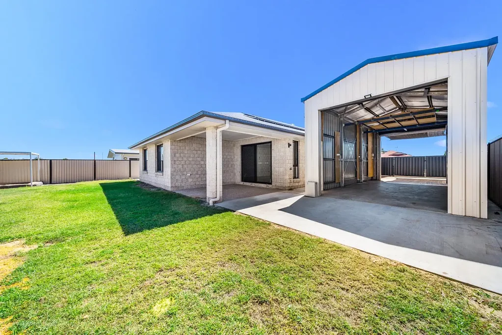 4 BEDROOM HOME + SHED