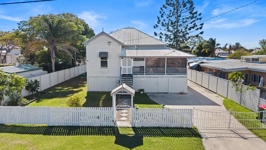 Maryborough 3房  Character, Charm & Space - A True Queenslander Gem!