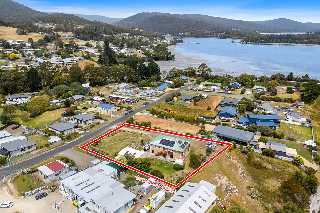 Nubeena 4房  The Ultimate Tasman Sea Change: Massive 2,657m² Allotment with Coastal Views
