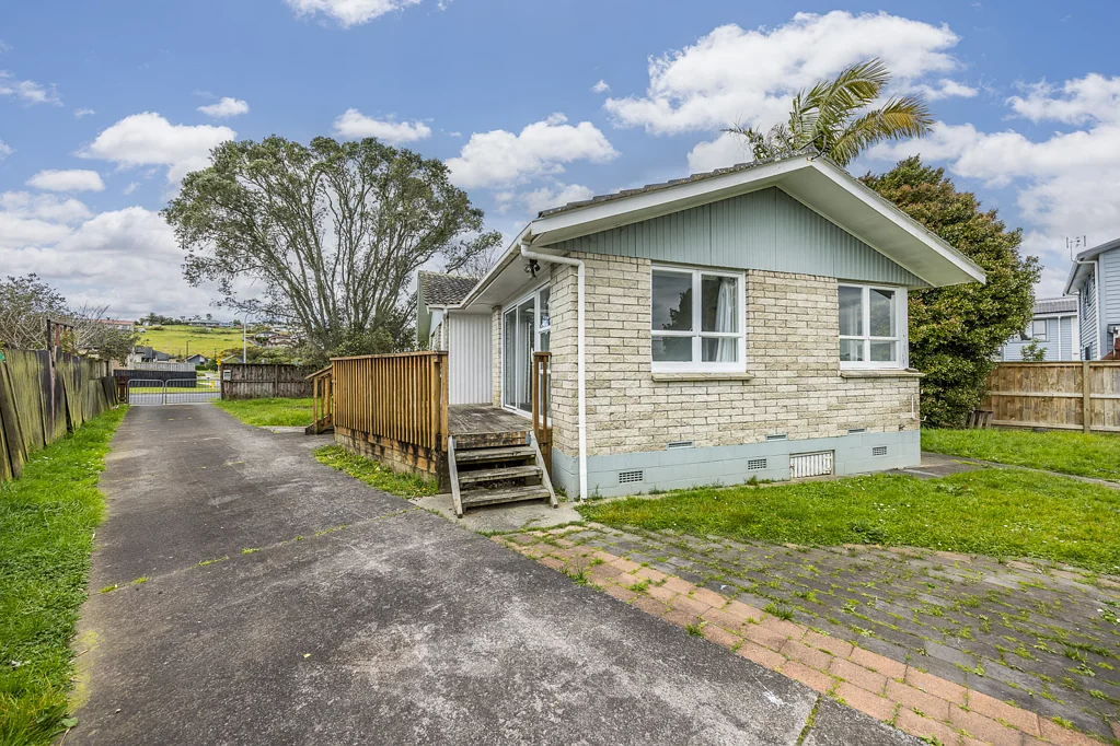 Papakura 3ਬੈੱਡਰੂਮ Mortgagee Auction - Big Land, Big Opportunity