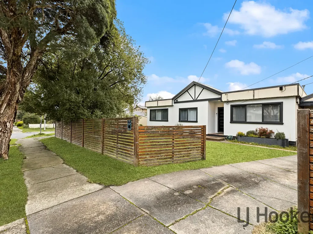 Bayswater North 4Phòng ngủ Affordable Opportunity in a Family-Friendly Pocket