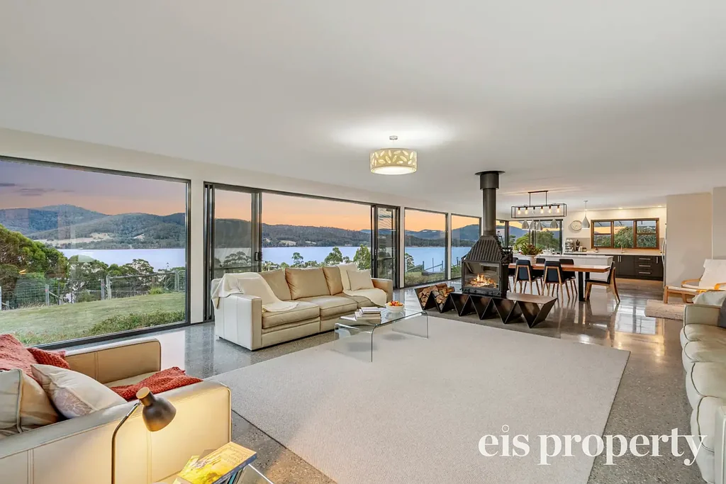 300 Esperance Coast Road, Brooks Bay, TAS 7116