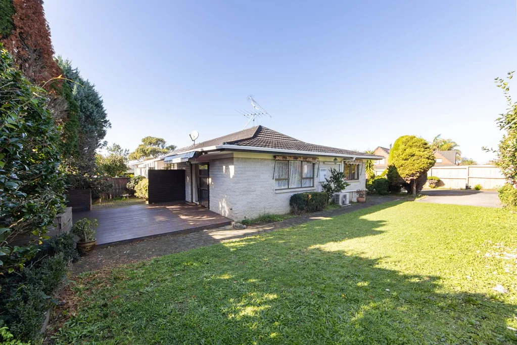 1/119 Glenmore Road, Sunnyhills, Manukau City, Auckland