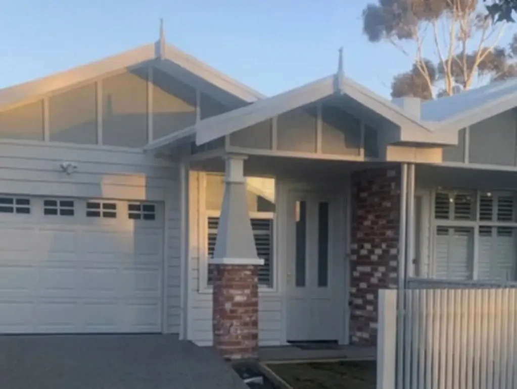 9a Houston Court, Brooklyn, VIC 3012