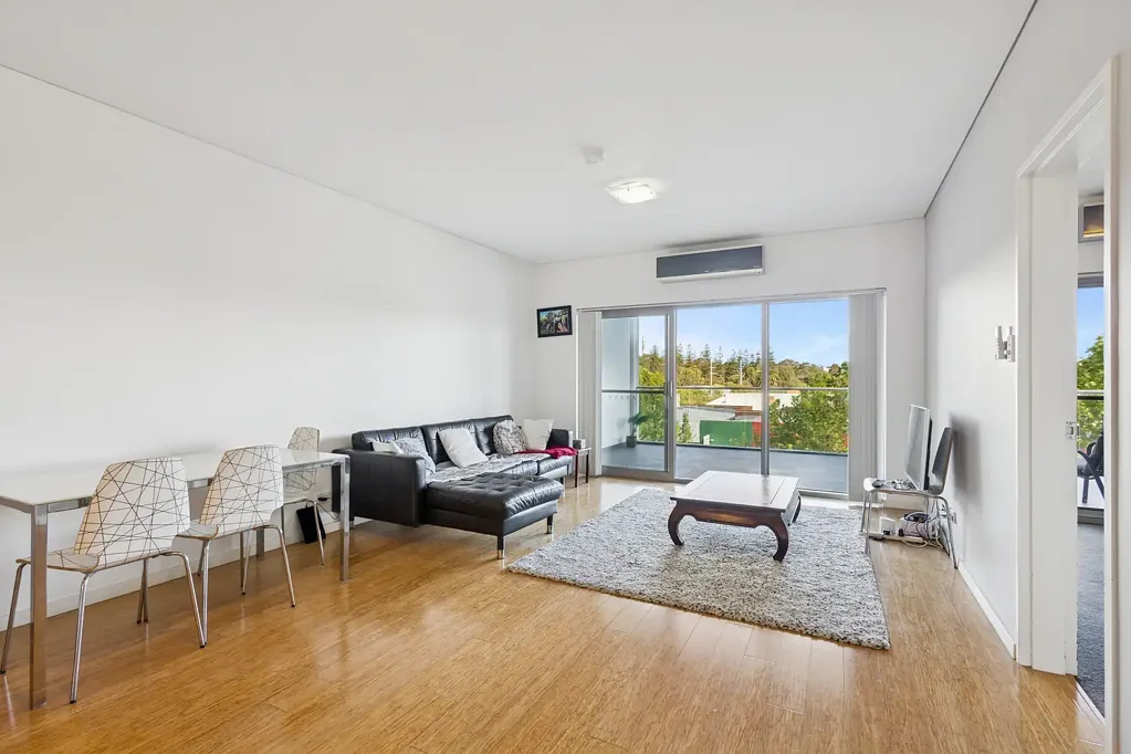 West Leederville 2房  Contemporary Comfort Meets West Leederville Convenience