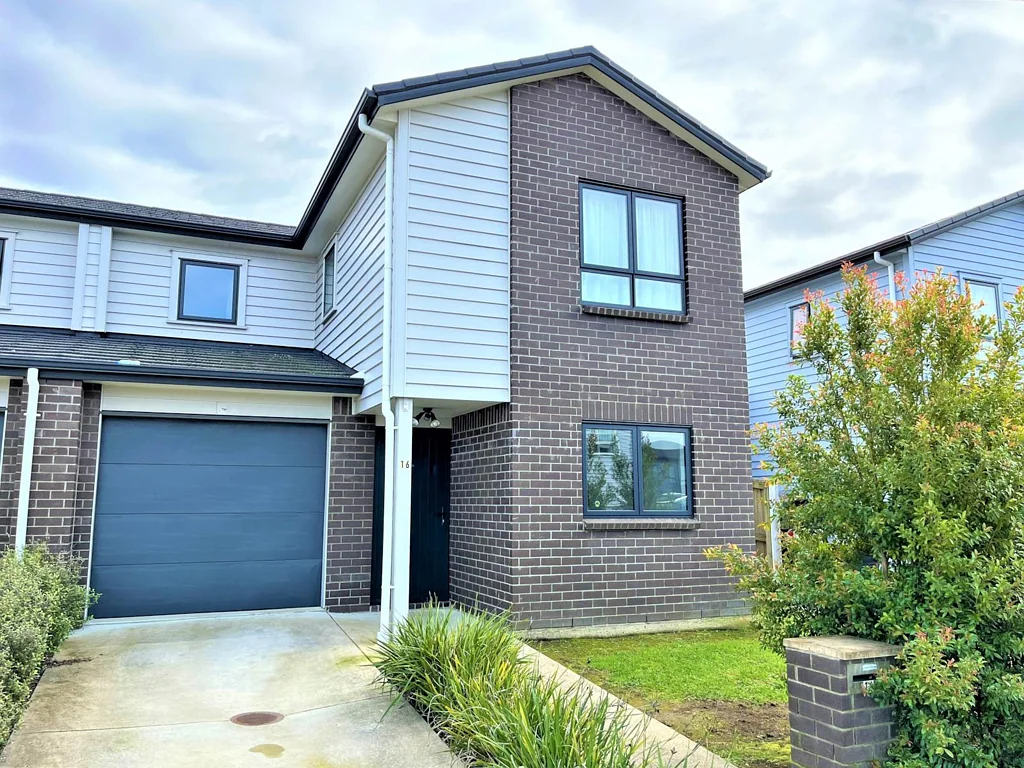 3 bedroom townhouse for rent