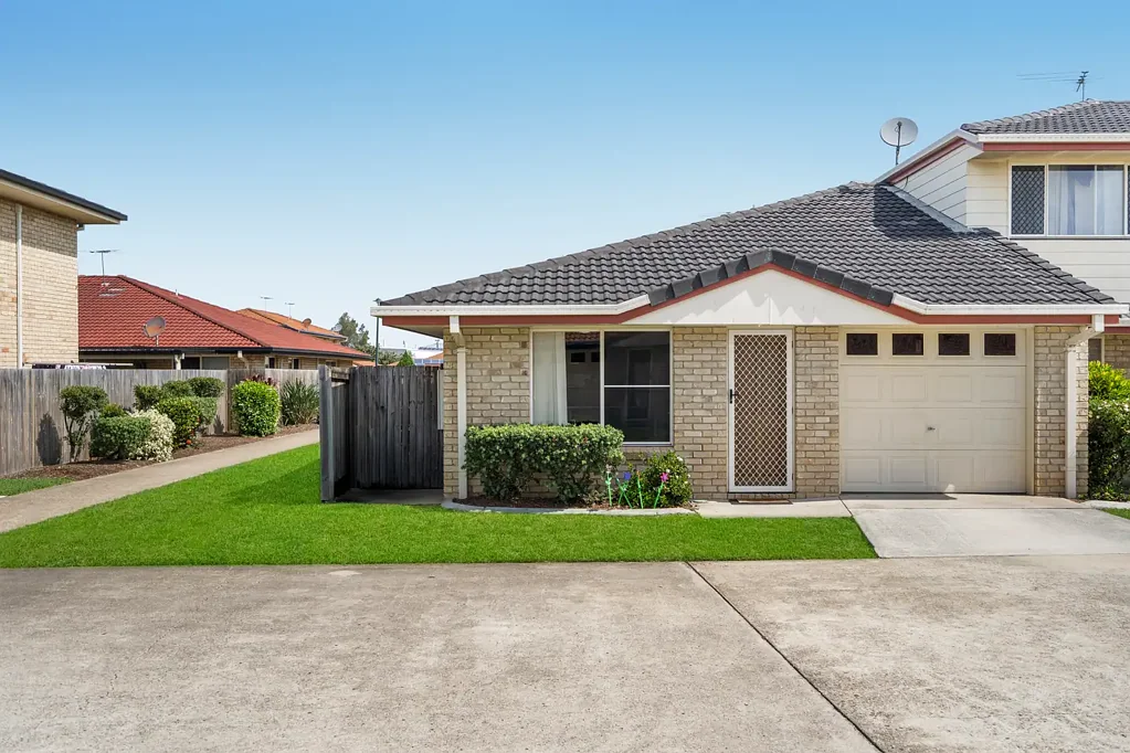 Brendale 3Zimmer Single-Level Townhouse in Prime Secure Complex!