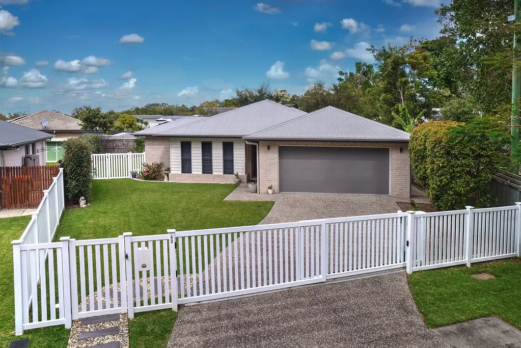 Cooroy 3房  Elite Family Living in the Heart of Cooroy Township