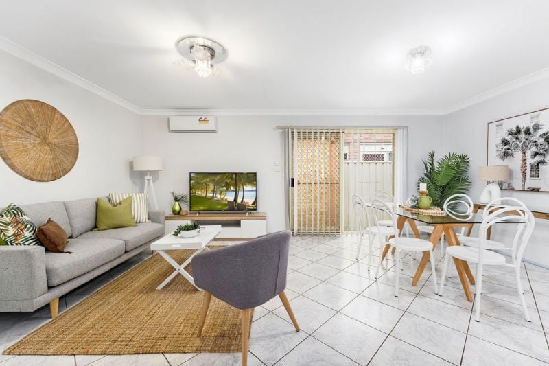 35 WOODLAKE CT, WATTLE GROVE NSW 2173, 0 Schlafzimmer, 0 Badezimmer, House