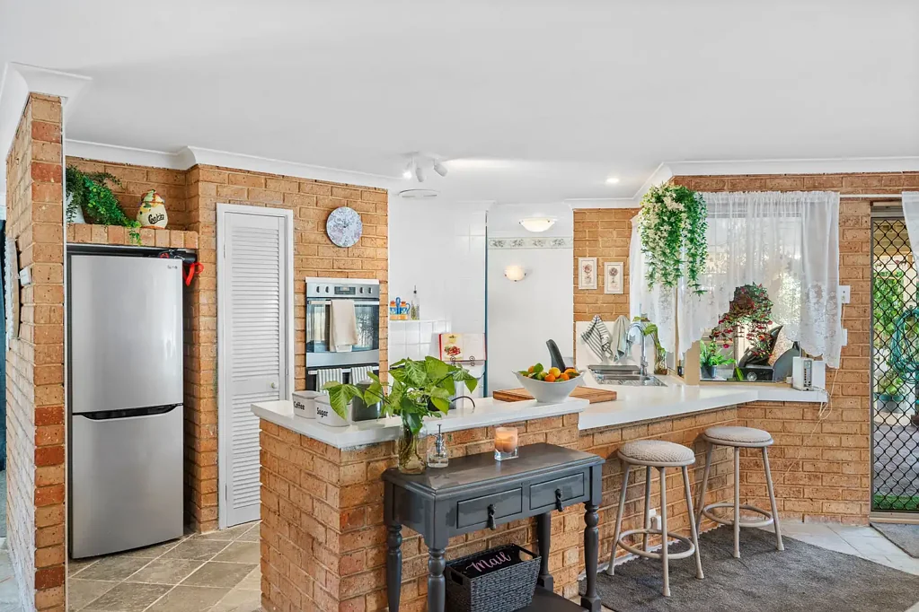Gosnells 3ห้องนอน AUCTION ON SITE 13TH JUNE 1PM