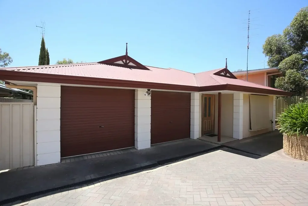 Clare 3Phòng ngủ Easy-Care Living in a Convenient Clare Location