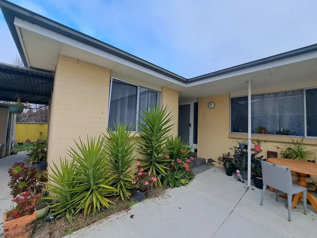 North Albury 1 Bedroom Refurbished and Ready