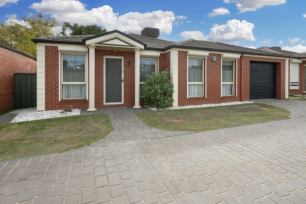 4/141-143 Stradbroke Avenue, Swan Hill, VIC 3585