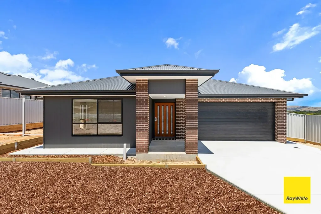 Bungendore 4Phòng ngủ Better than brand new