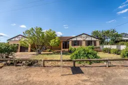 2 Springfield Road, Northam