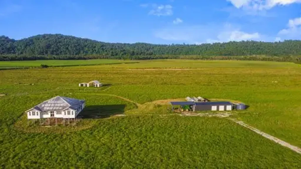 Aloomba 3Zimmer PRODUCTIVE CATTLE PROPERTY NEAR CAIRNS - HARD TO FIND